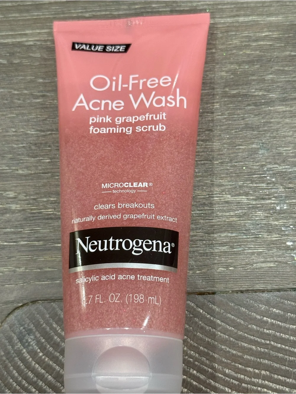NWT Neutrogena Oil-Free Acne Wash Pink Grapefruit Foaming Scrub 6.7 fl oz
